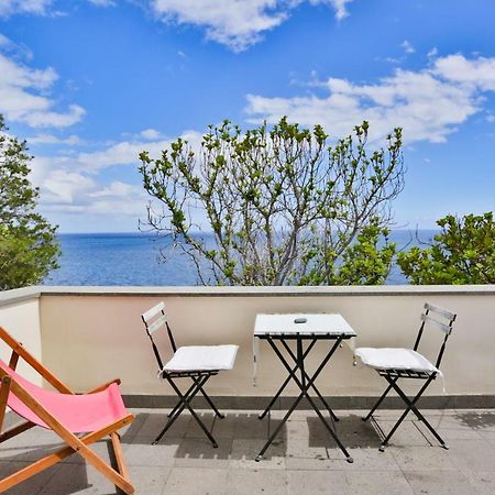 Old Town Penthouse - Barreirinha Apartment ฟุงชาล ภายนอก รูปภาพ
