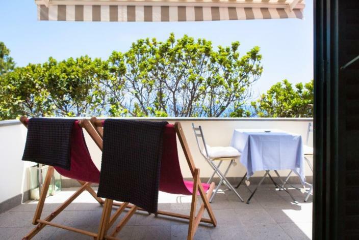 Old Town Penthouse - Barreirinha Apartment ฟุงชาล ภายนอก รูปภาพ