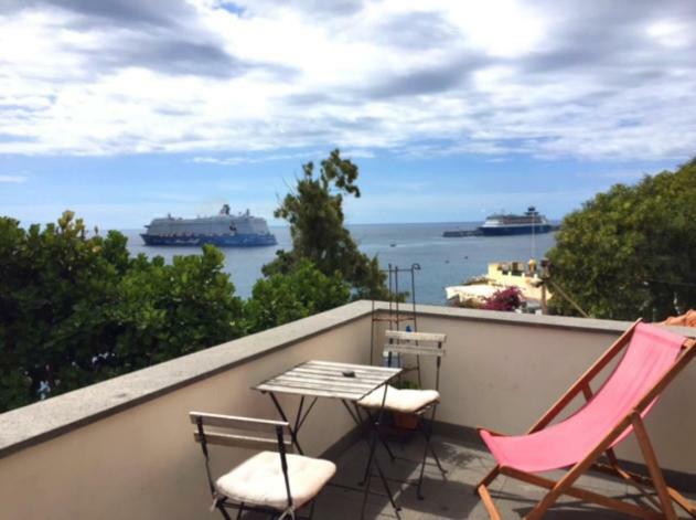 Old Town Penthouse - Barreirinha Apartment ฟุงชาล ภายนอก รูปภาพ
